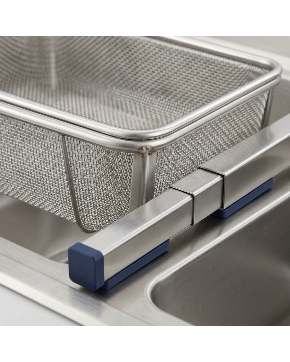 Jrtxf Expandable Over Sink Mesh Draining Basket 39-58 cm Navy Grips - Detail view